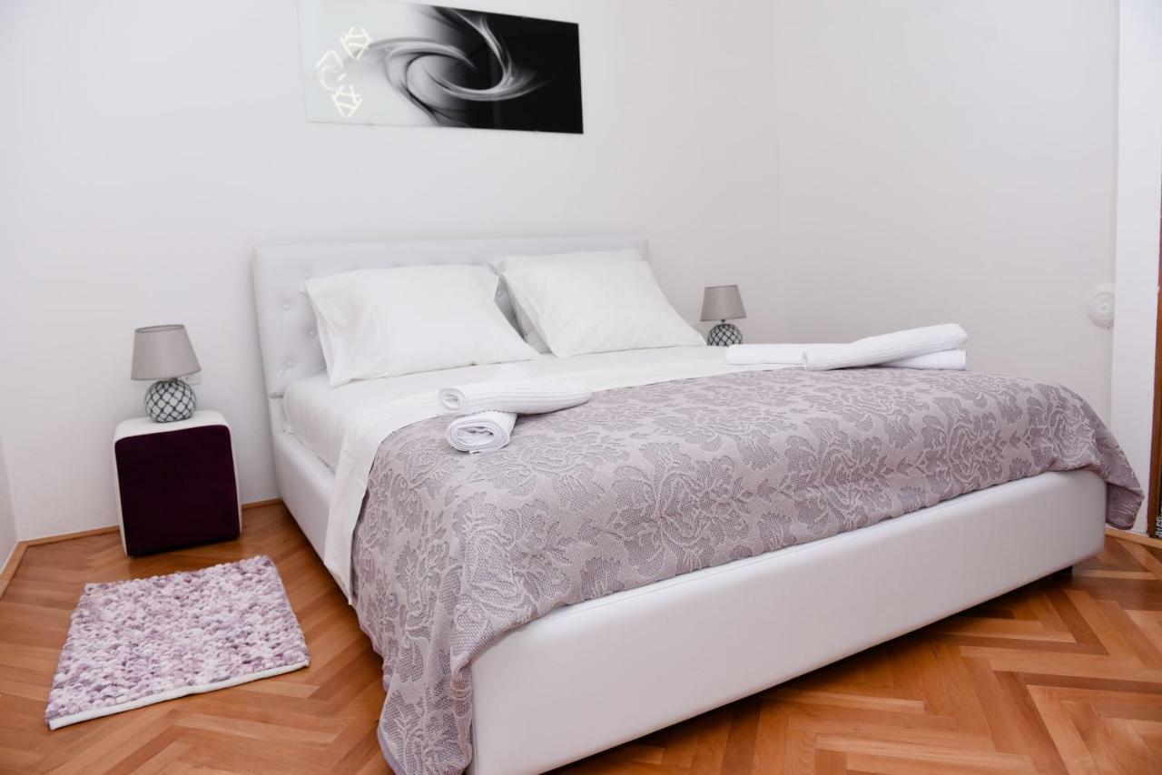 Lux Apartman Casablanca Plužine Eksteriør billede